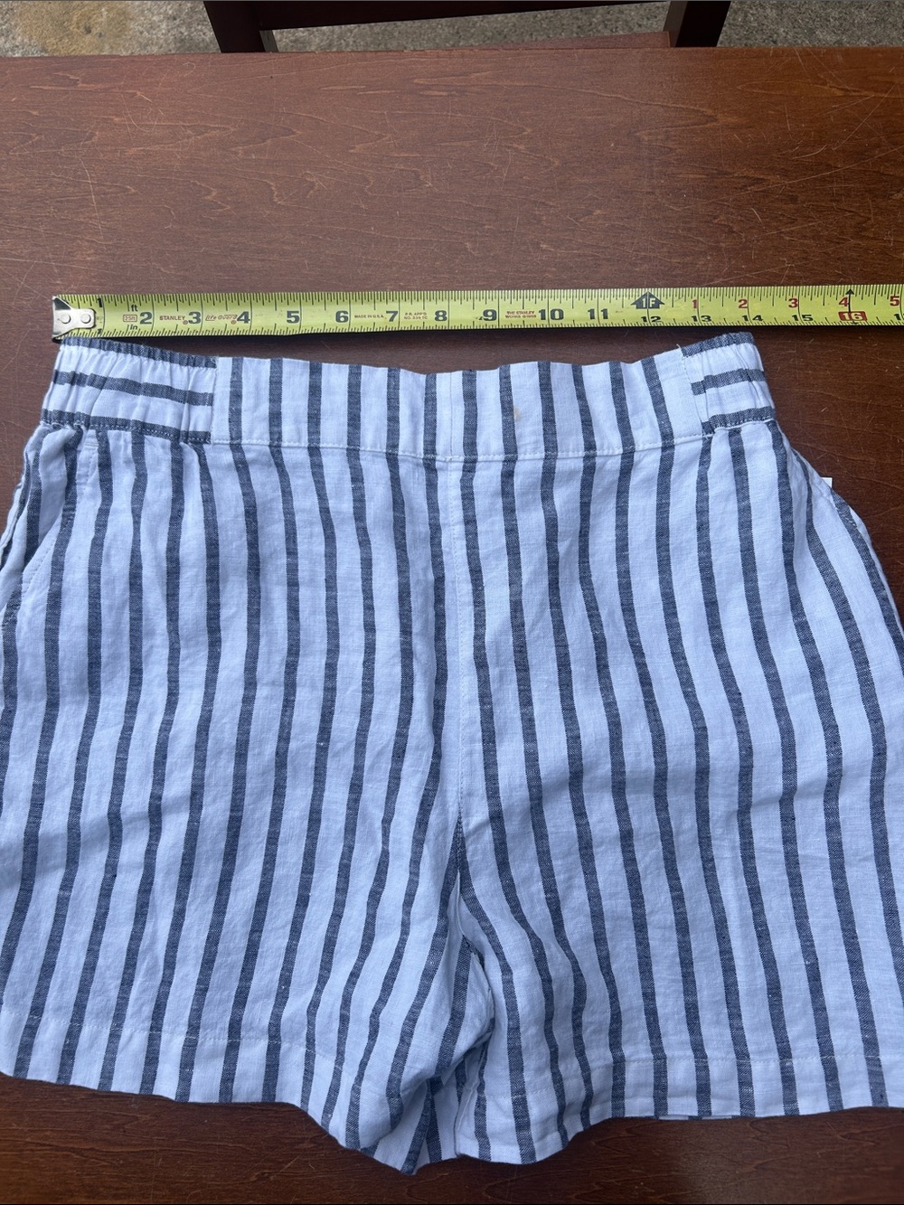 Sigrid Olsen Linen Blue and White Striped Shorts Size Medium mint condition - Picture 5 of 6